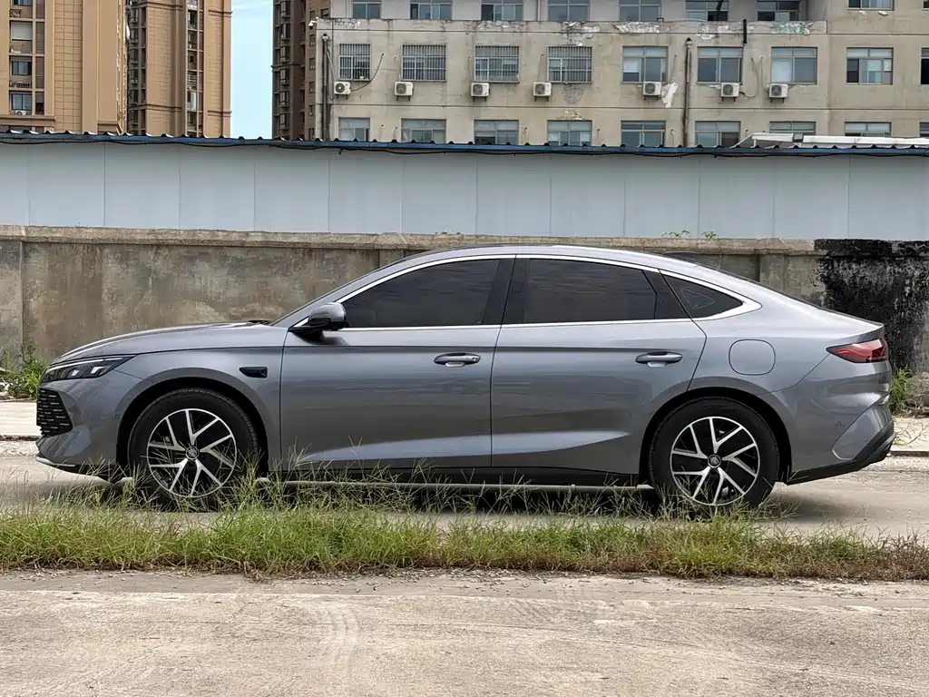 BYD Qin L — миниатюра 8