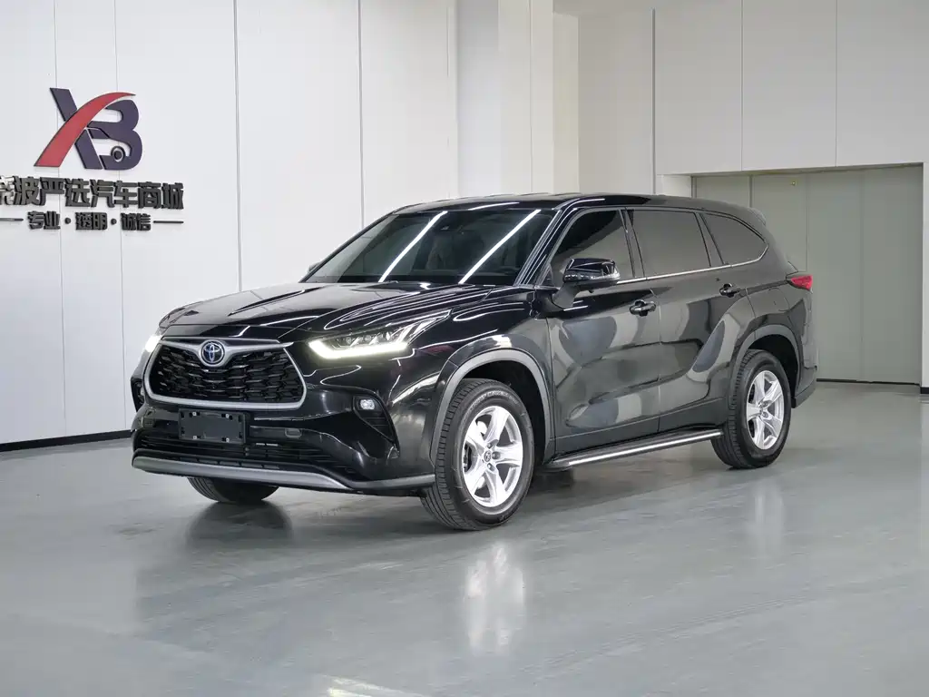 TOYOTA HIGHLANDER