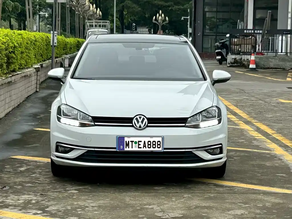 Volkswagen Golf — миниатюра 2