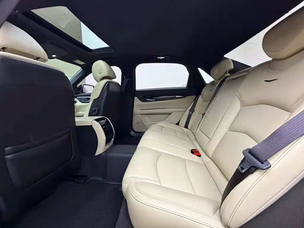 Cadillac CT6 — миниатюра 5