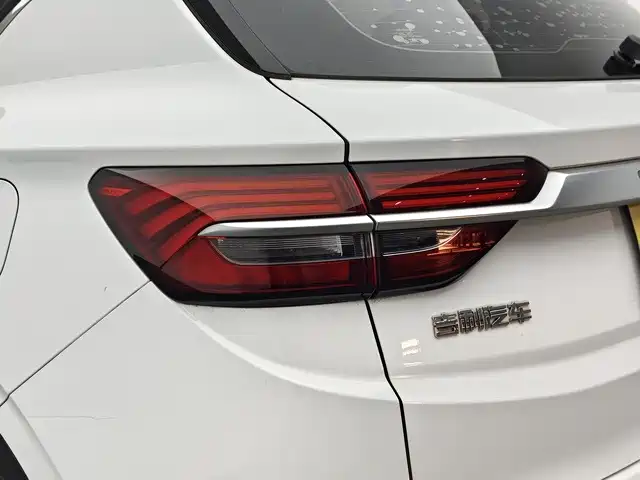 Geely Binyue — миниатюра 15