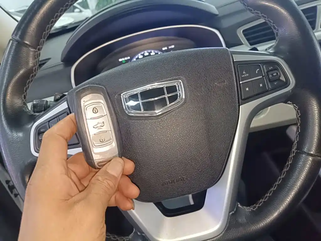 Geely Boyue — миниатюра 9