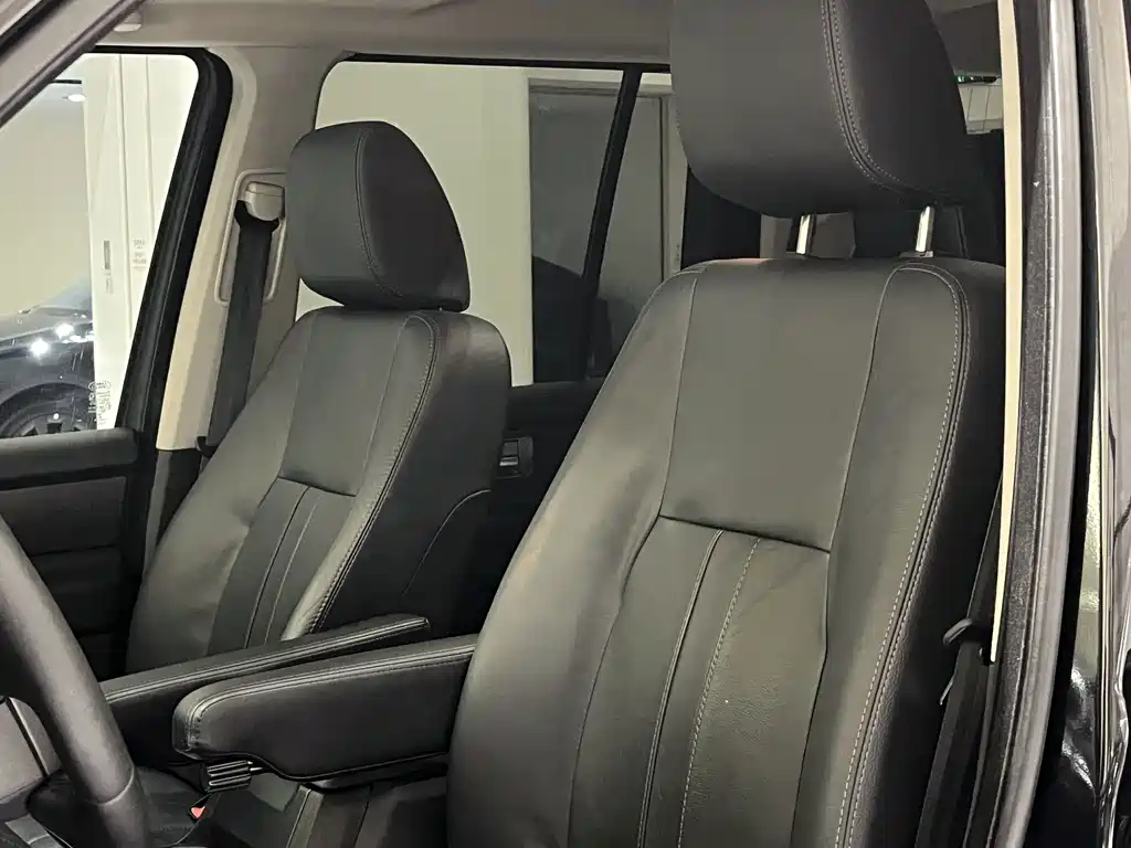 Land Rover Discovery — миниатюра 18