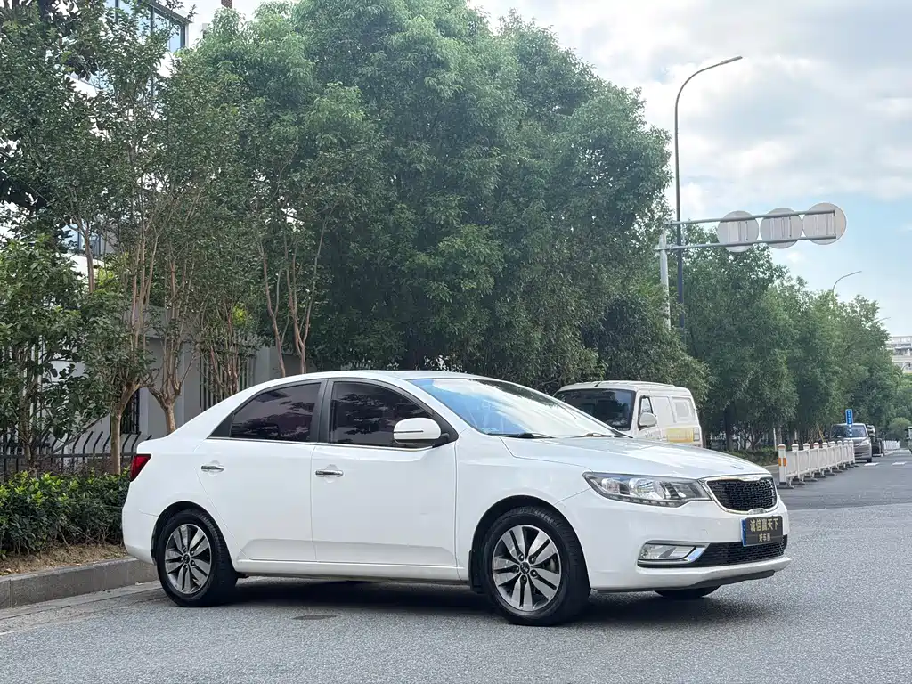Kia Forte — миниатюра 3