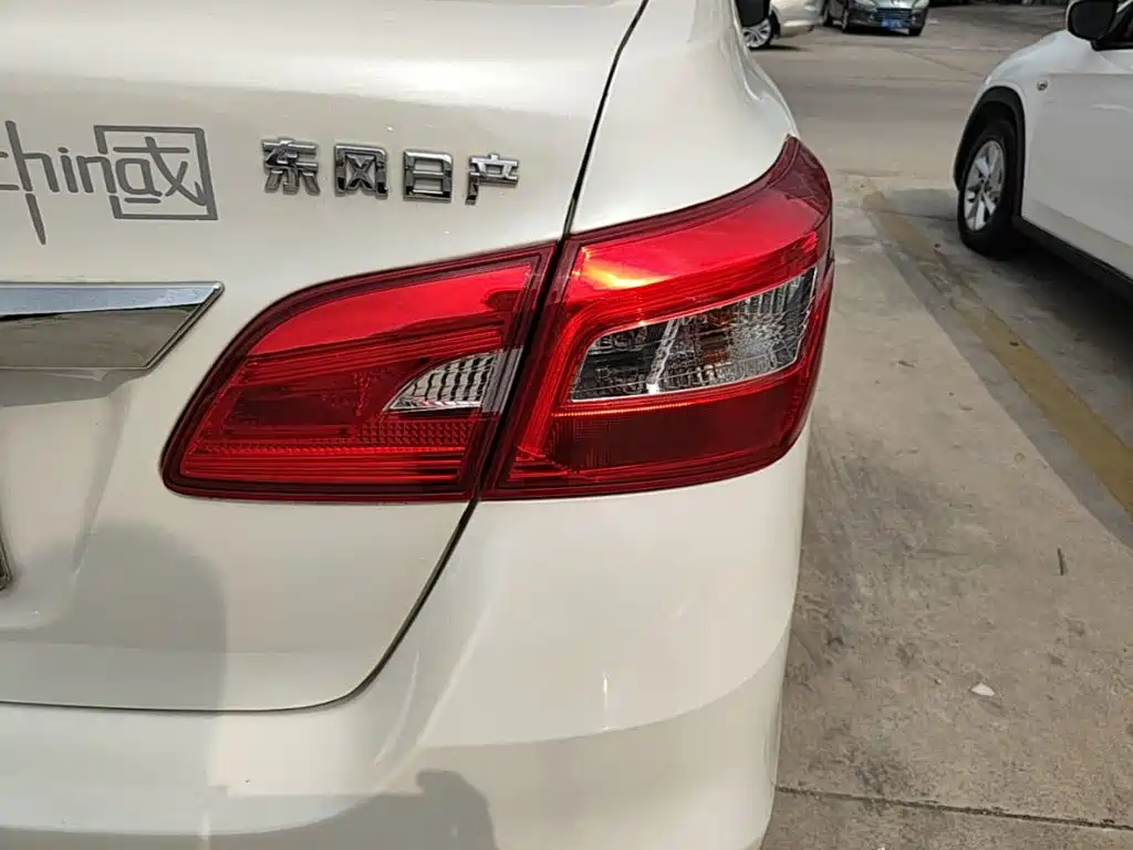 Nissan Sylphy — миниатюра 8