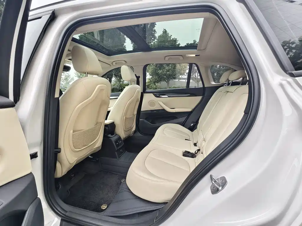 BMW X1 — миниатюра 15