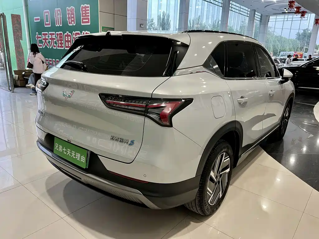 Wuling Xingguang S — миниатюра 10