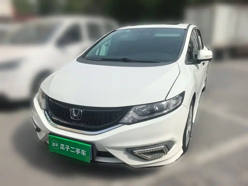 Honda Jade 2015