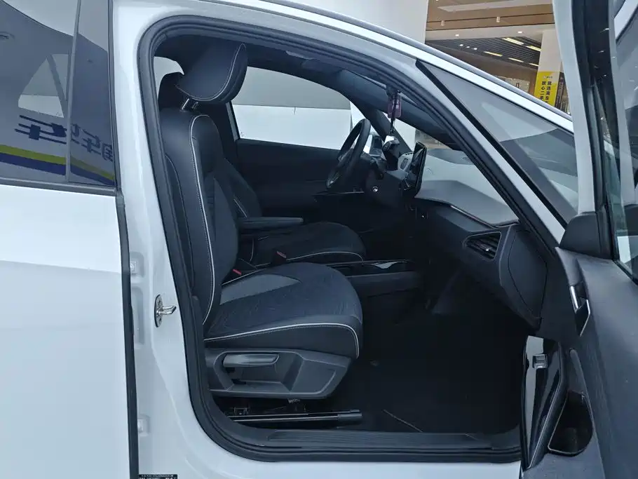 Volkswagen ID.3 — миниатюра 8