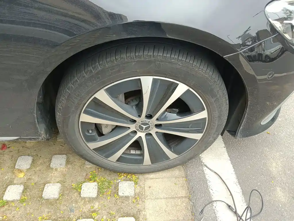 Mercedes-Benz E-Class New Energy — миниатюра 9
