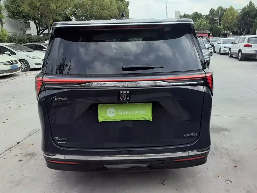 Buick GL8 Hybrid — миниатюра 6