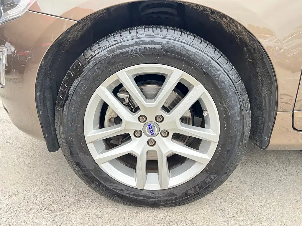 Volvo XC60 — миниатюра 4