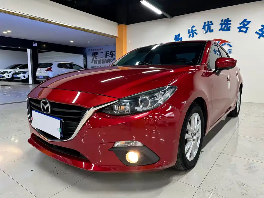 Mazda 3 Axela 2016