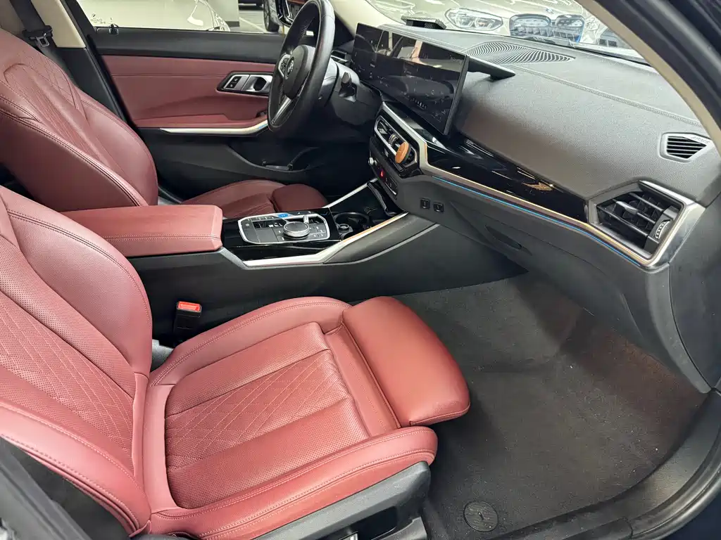 BMW i3 — миниатюра 11