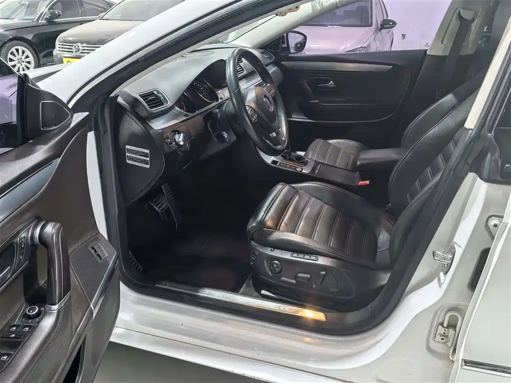 Volkswagen FAW - Passat CC CC 2016 2.0TSI