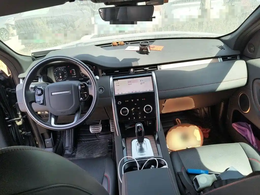 Land Rover Discovery Sport — миниатюра 10