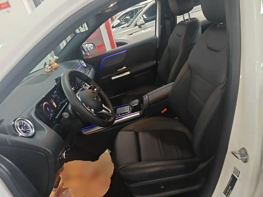 Mercedes-Benz EQA — миниатюра 15