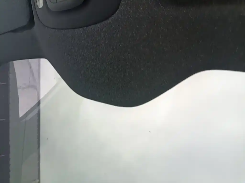 Xiaomi SU7 — миниатюра 18