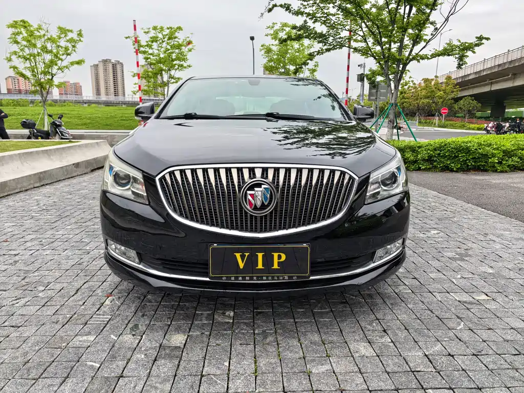 Buick LaCrosse 2.4L SIDI Leading Comfort Type, фото 2
