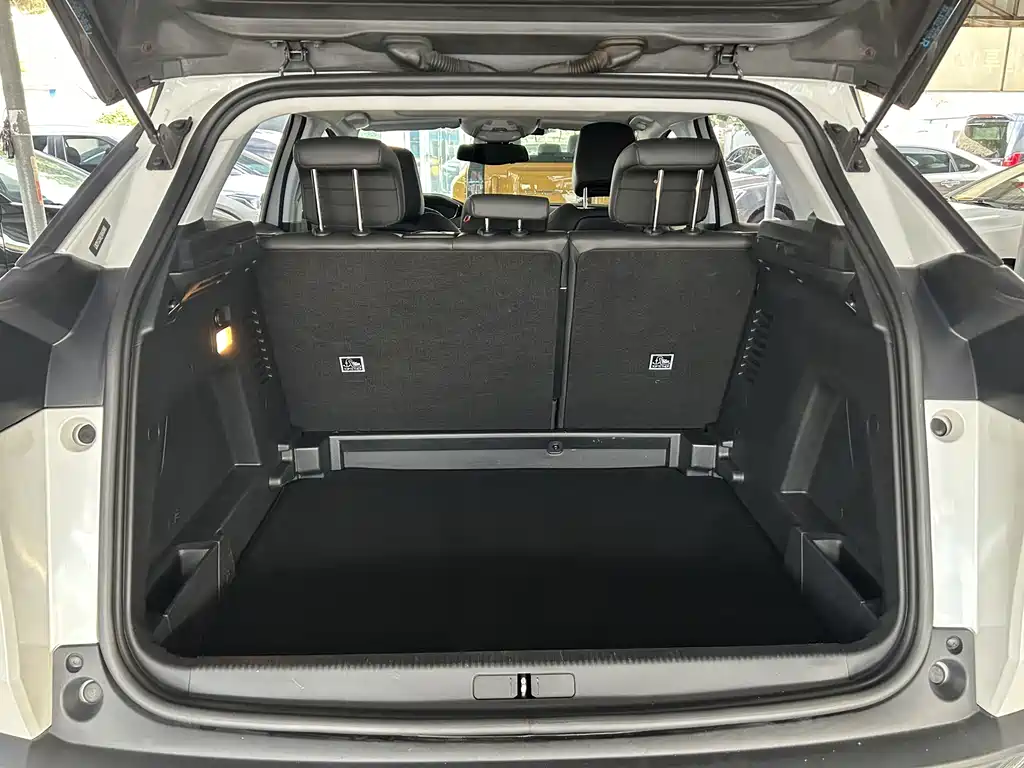 Peugeot 4008 — миниатюра 6