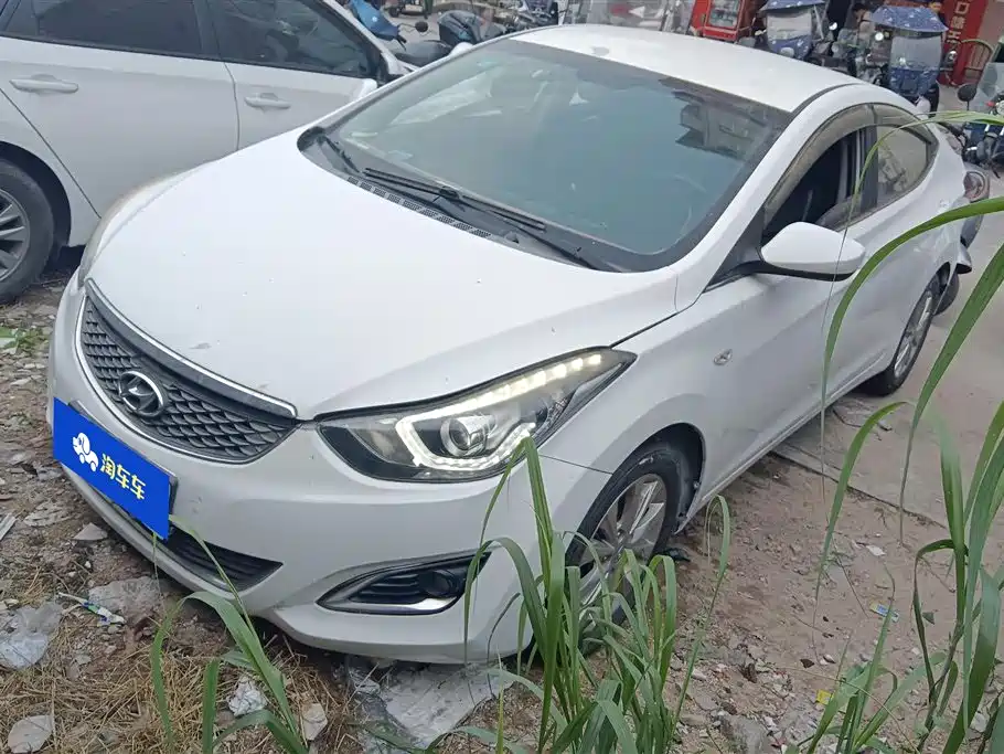 Hyundai Elantra Langdong 2016