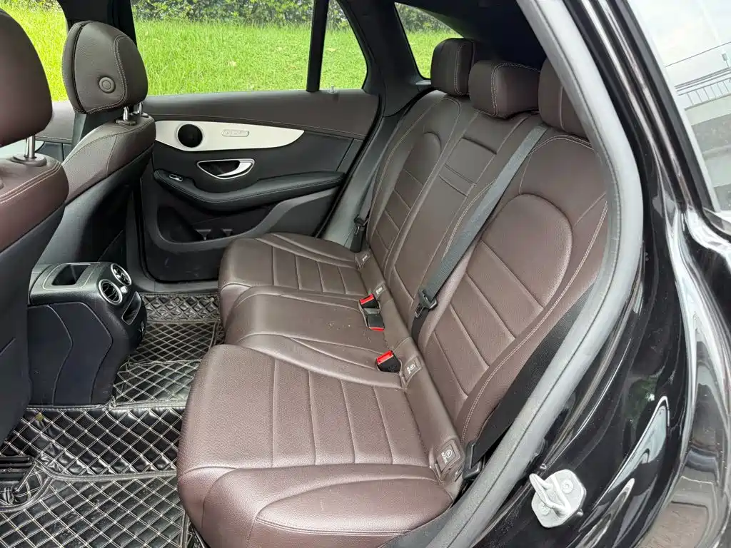 Mercedes-Benz GLC — миниатюра 12