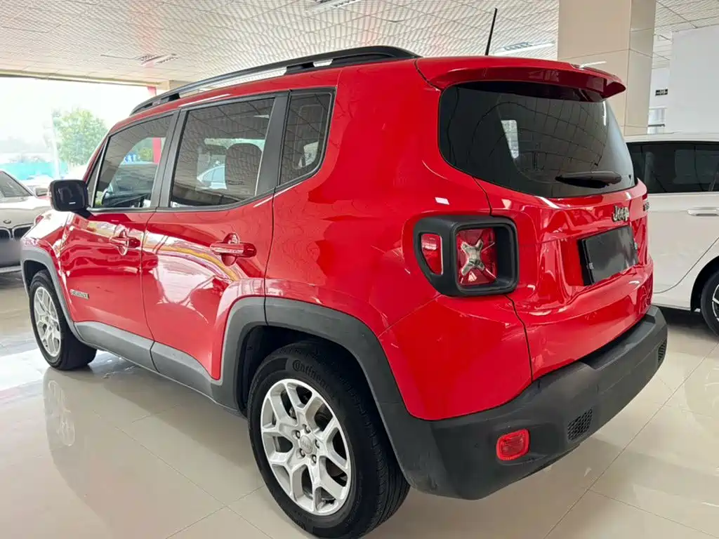 Jeep Renegade — миниатюра 24