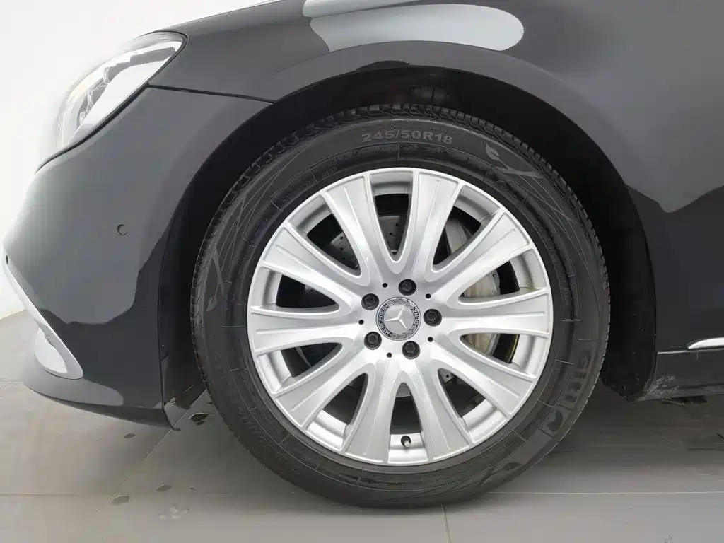 Mercedes-Benz S-Class — миниатюра 17