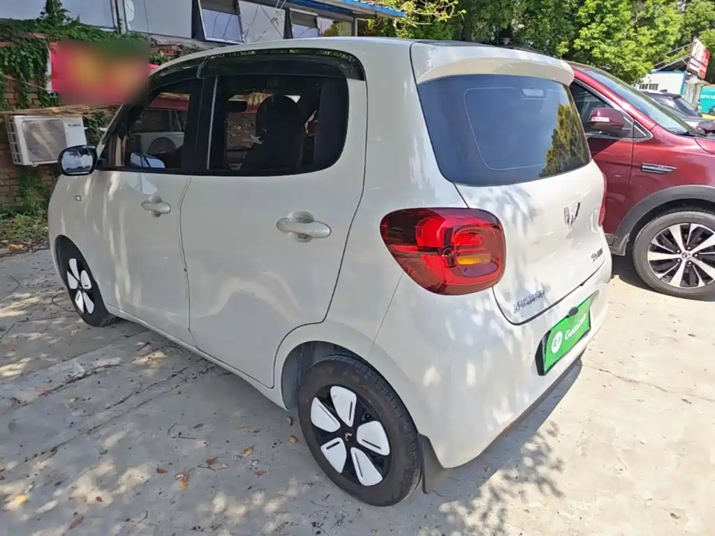 Wuling MINIEV — миниатюра 5