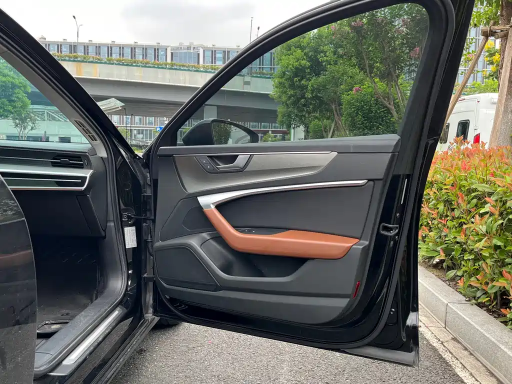 Audi A6L — миниатюра 18