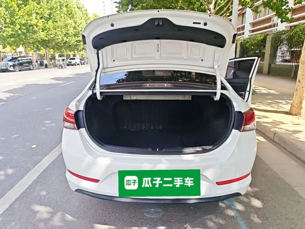 Hyundai Verna — миниатюра 19