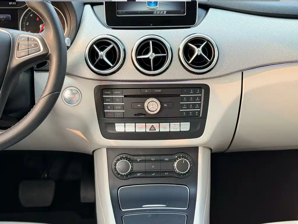 Mercedes-Benz B-Class — миниатюра 16