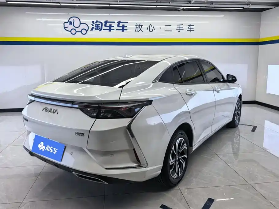 Aeolus Yixuan — миниатюра 3