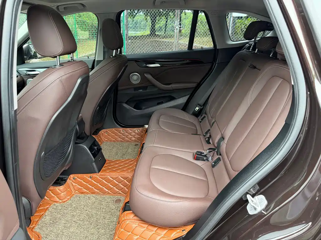 BMW X1 — миниатюра 13