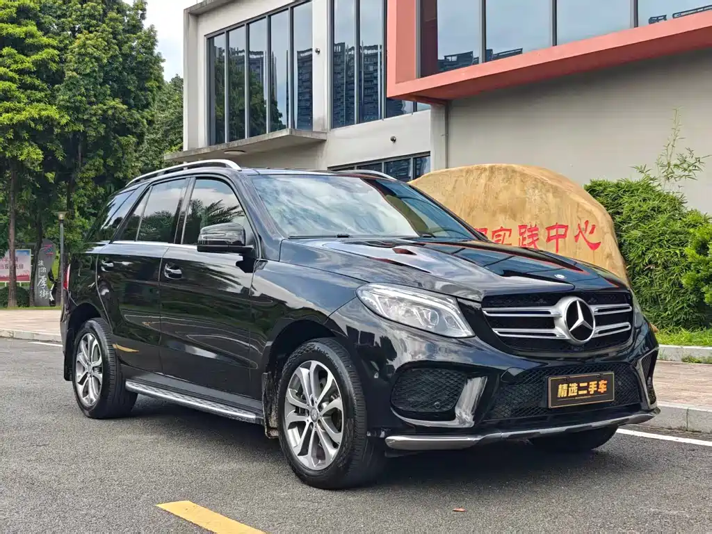 Mercedes-Benz GLE (Import) — миниатюра 3