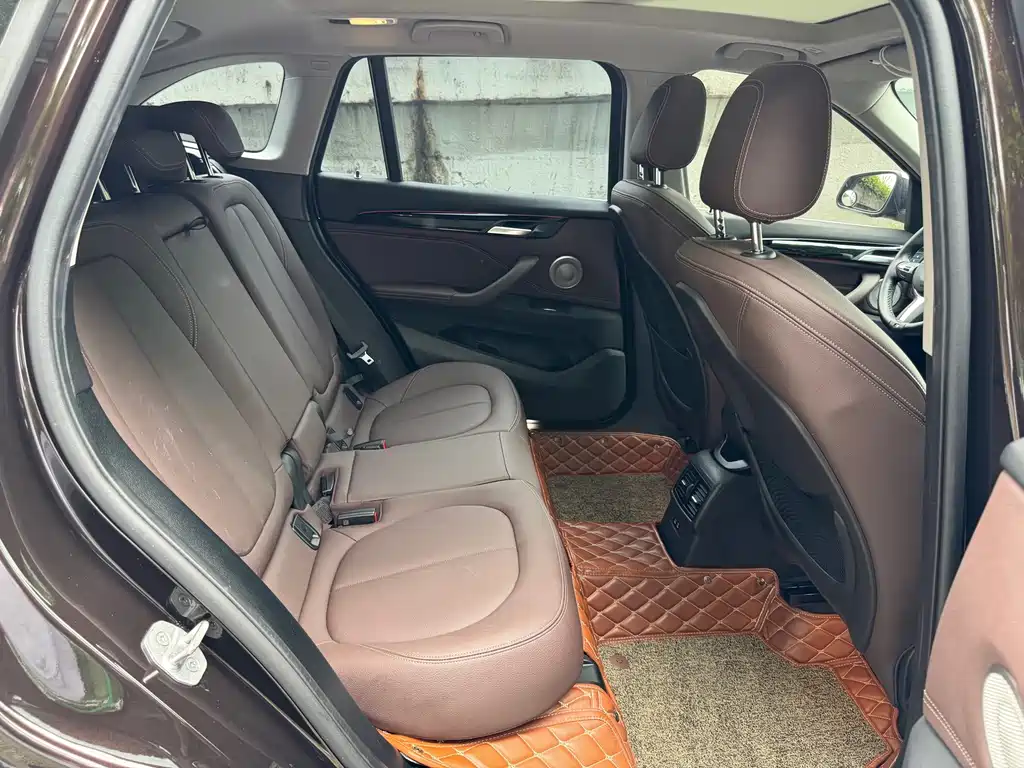 BMW X1 — миниатюра 15