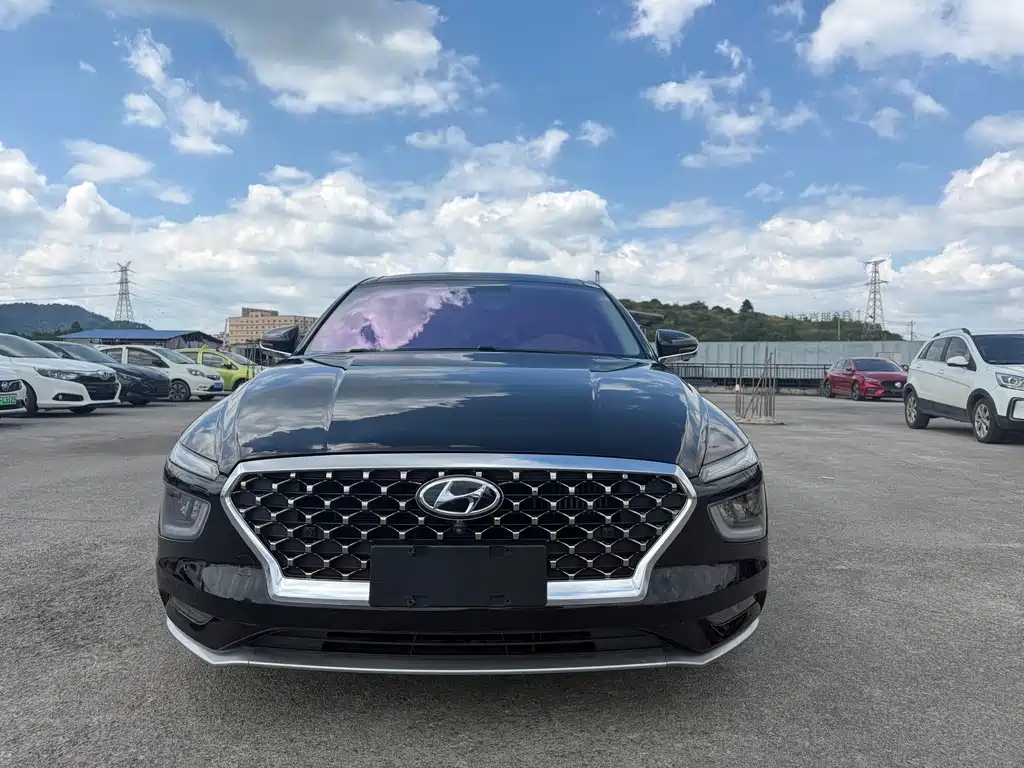 Hyundai Mistra — миниатюра 3