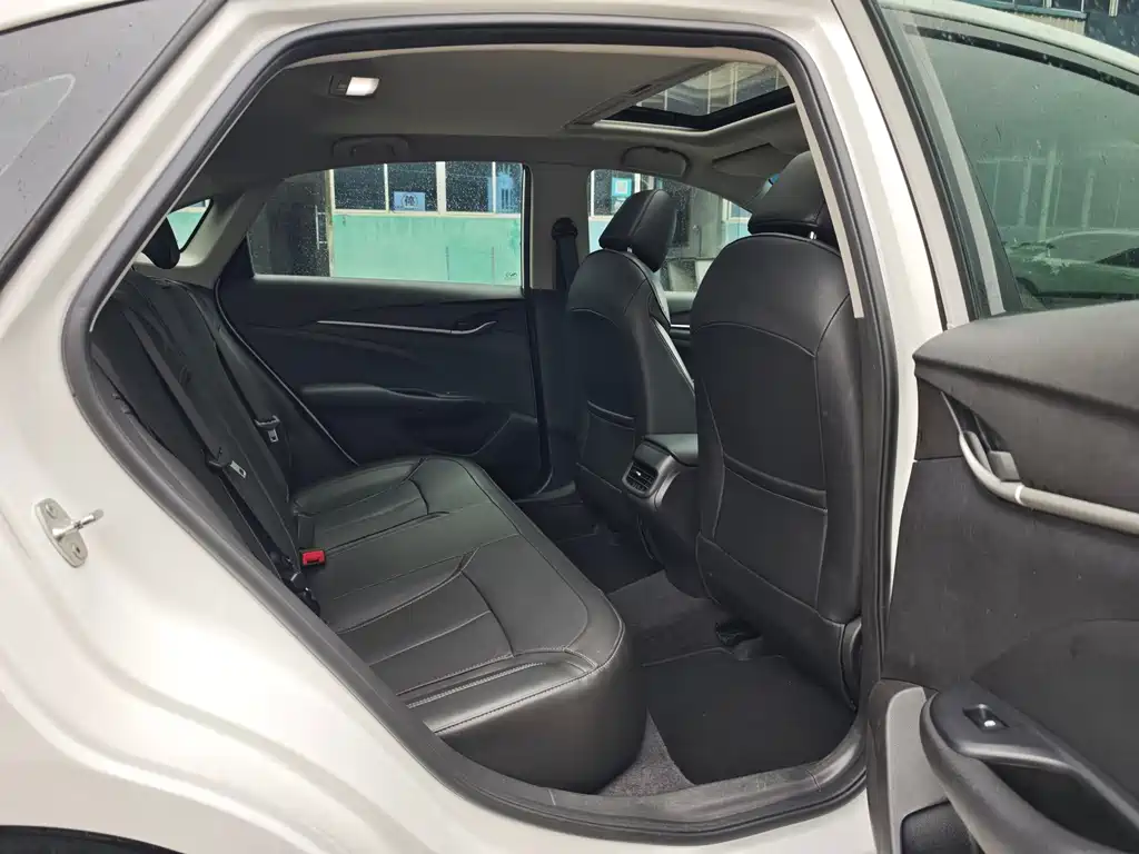 Buick Excelle — миниатюра 8