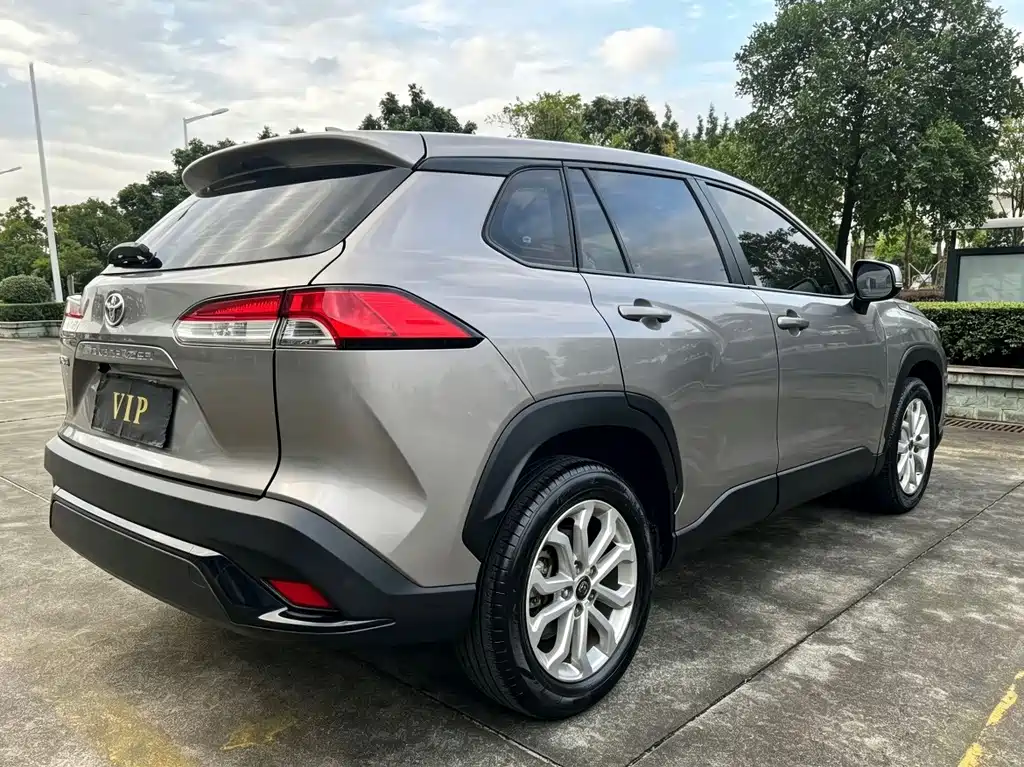 Toyota Frontlander — миниатюра 4