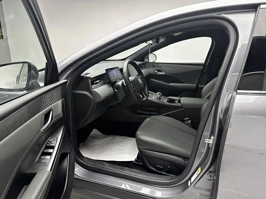 BYD Qin PLUS — миниатюра 12