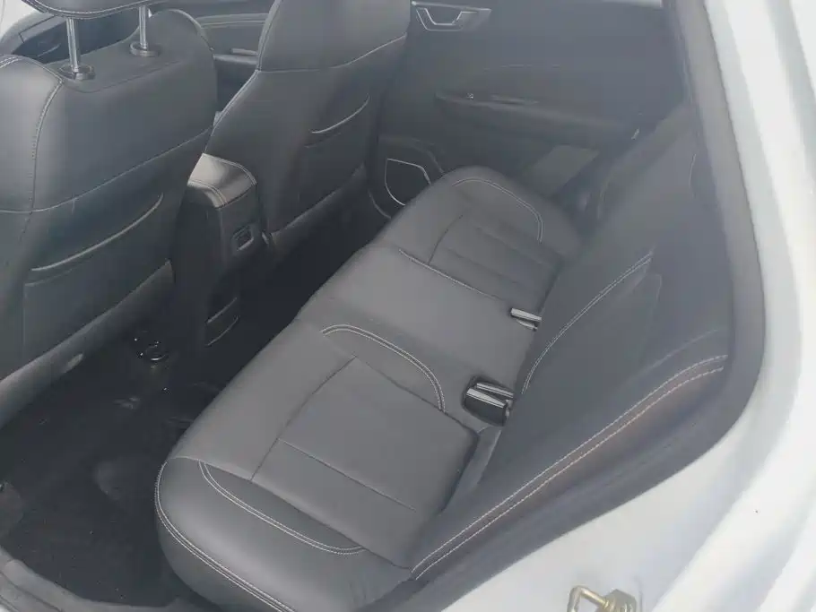 Geely Vision X3 — миниатюра 11