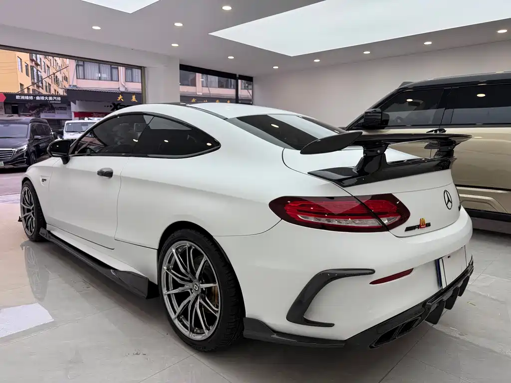 MERCEDES-BENZ C CLASS AMG