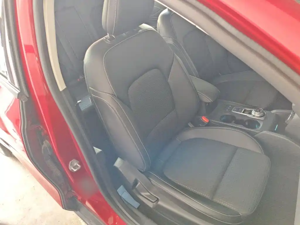 Ford Focus — миниатюра 25