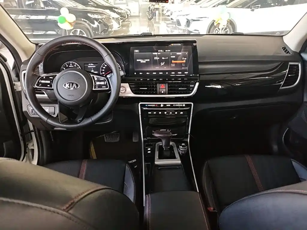 Kia KX3 — миниатюра 10