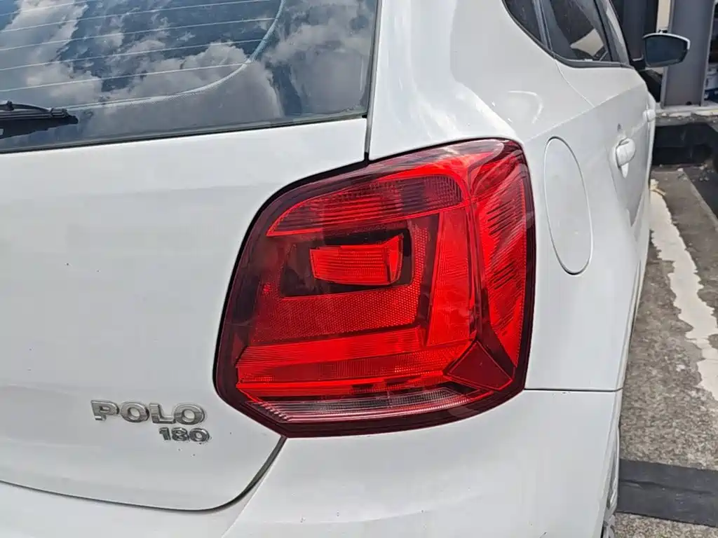 Volkswagen Polo — миниатюра 8