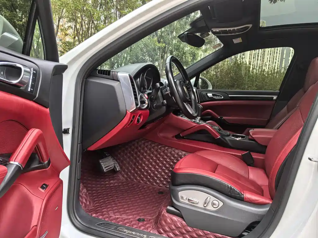 PORSCHE CAYENNE NEW ENERGY