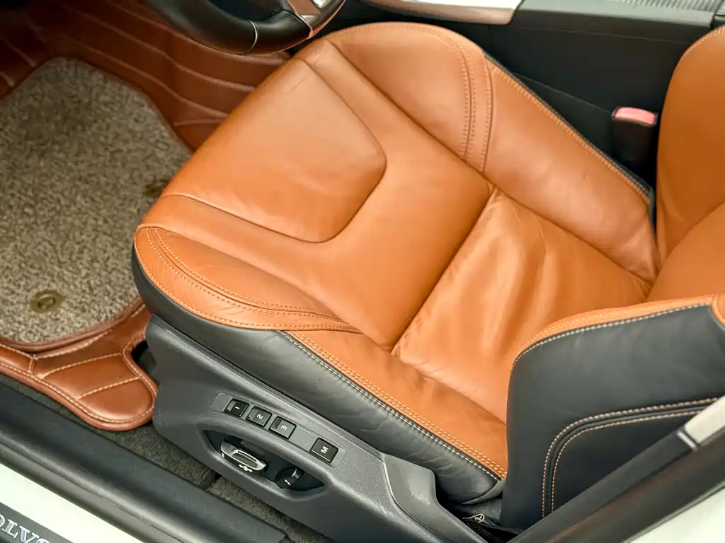 Volvo V60 — миниатюра 11