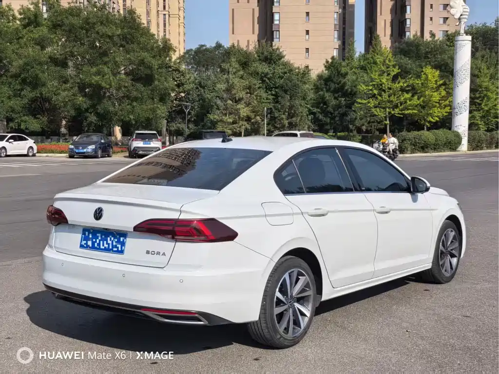 Volkswagen Bora — миниатюра 7