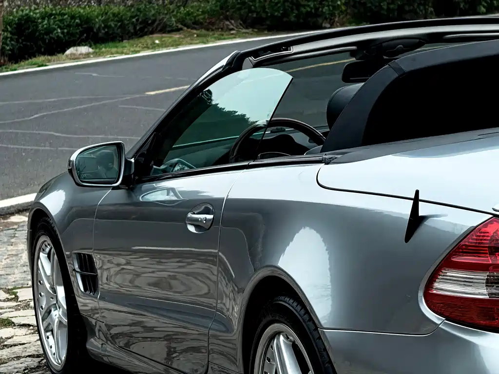 Mercedes-Benz SL 2010 SL 300