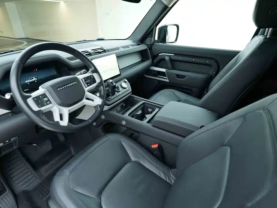 Land Rover Defender — миниатюра 9